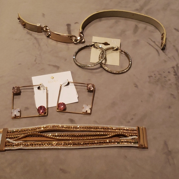 10 damaged jewelry items. - Picture 2 of 16